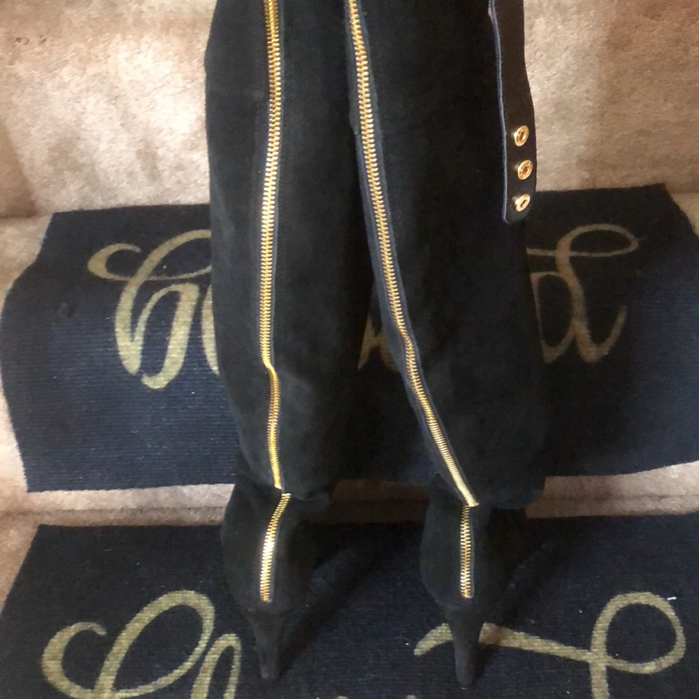 KELSI DAGGER-BEAUTIFUL!CLASSY! TALL OVER THE KNEE BLK SUEDE BOOTS-USE AFFIRM!!